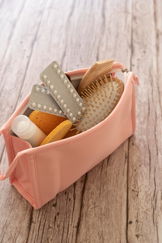 🧳 Qué llevar en tu neceser de belleza para viajes largos